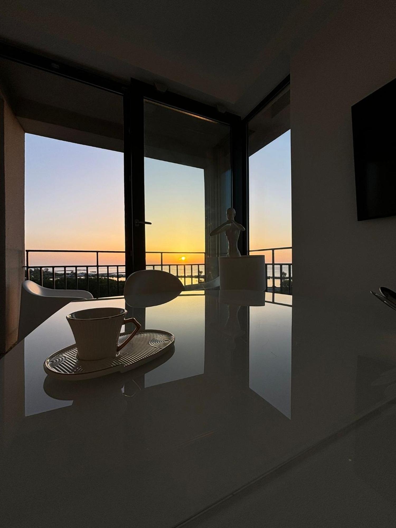 Donna Alba Seaview Penthouse, Casa Ta De Pe Plaja Apartment เนพทุน ภายนอก รูปภาพ