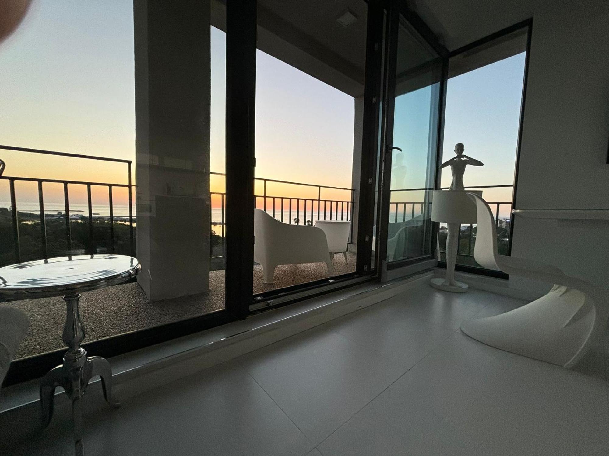Donna Alba Seaview Penthouse, Casa Ta De Pe Plaja Apartment เนพทุน ภายนอก รูปภาพ